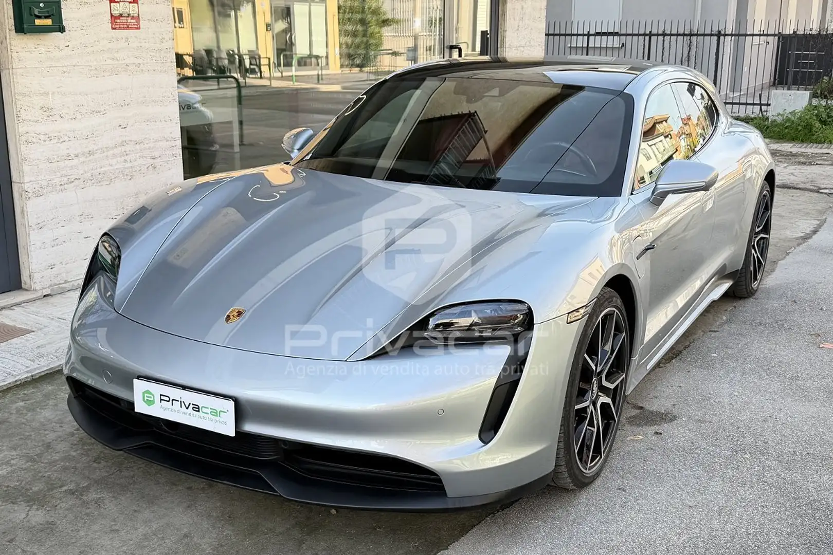 Porsche Taycan Taycan Sport Turismo Argento - 1