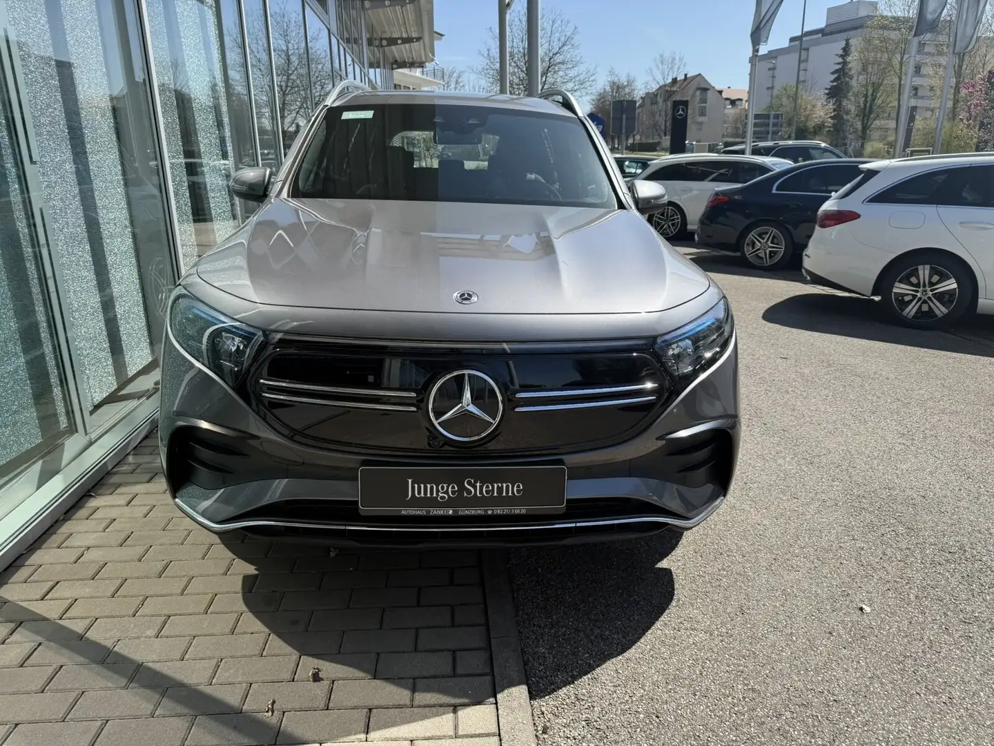 Mercedes-Benz EQB 250 EQB 250 AMG *KAMERA*AMBI*EASY*LED*DAB*TEMPO*PDC Gri - 2
