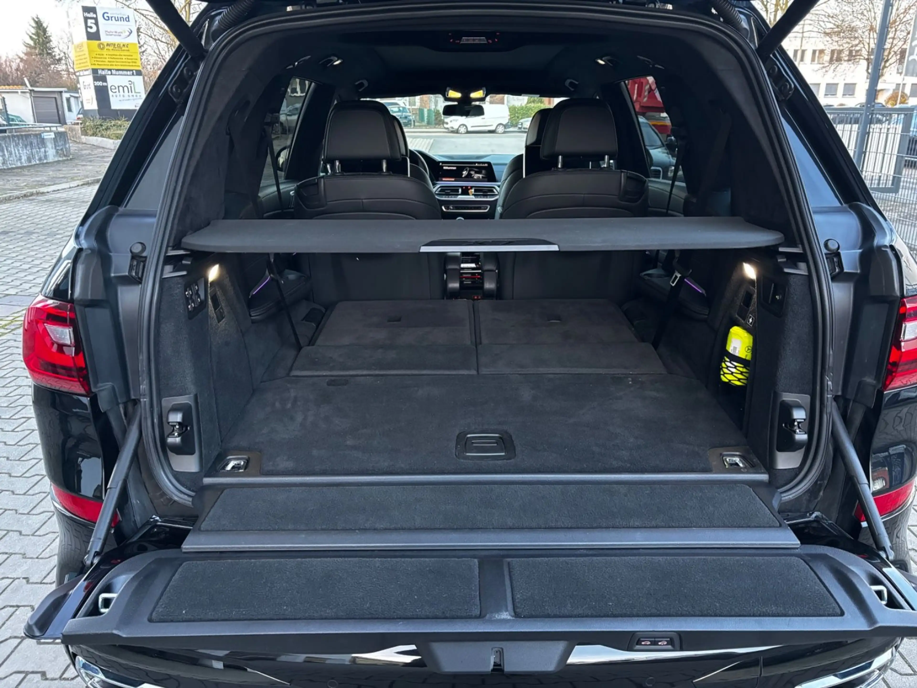 BMW X7 xDrive 40 d M Sport Alcantara Gestik Laser — photo 13