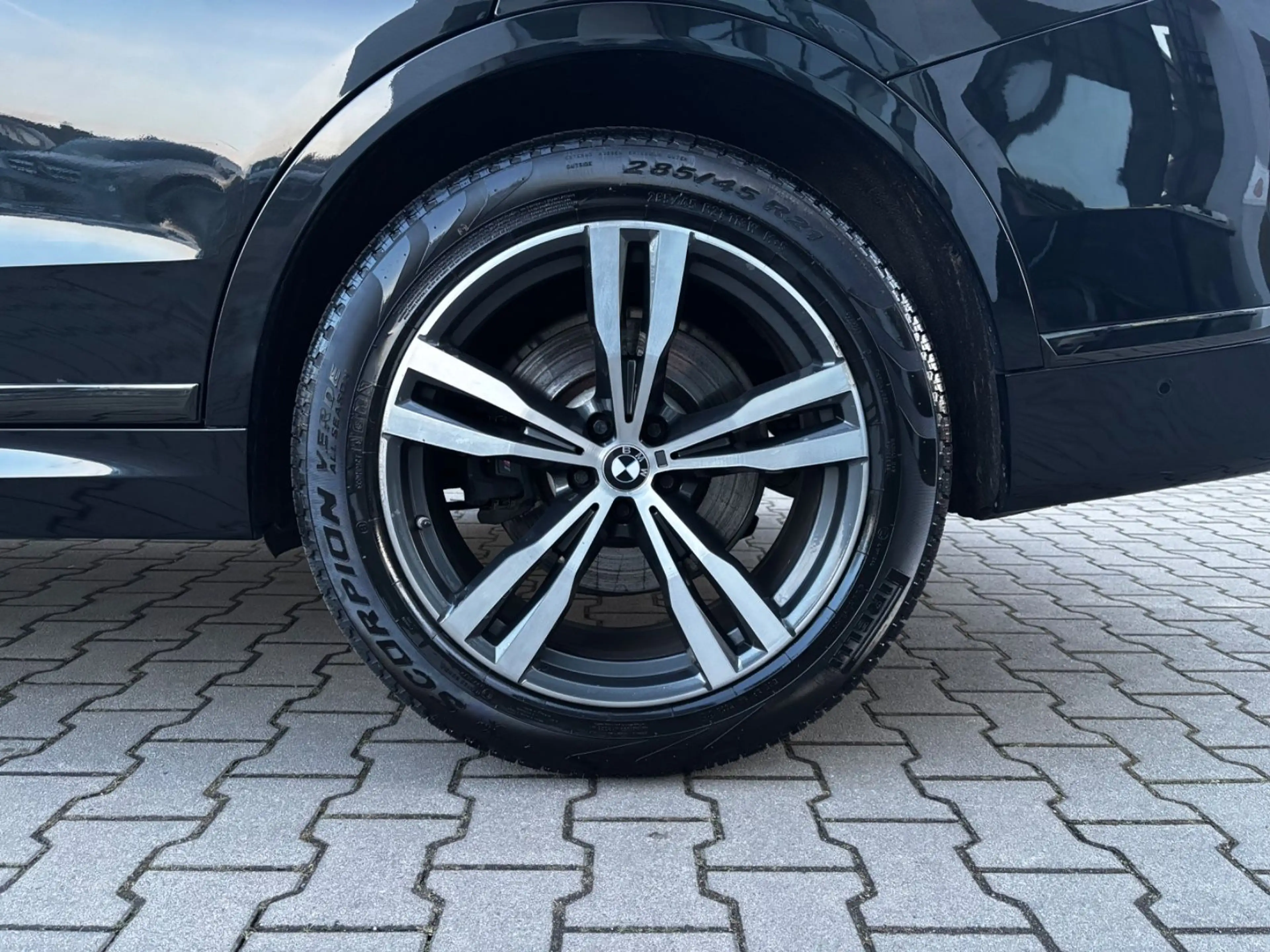 BMW X7 xDrive 40 d M Sport Alcantara Gestik Laser — photo 8