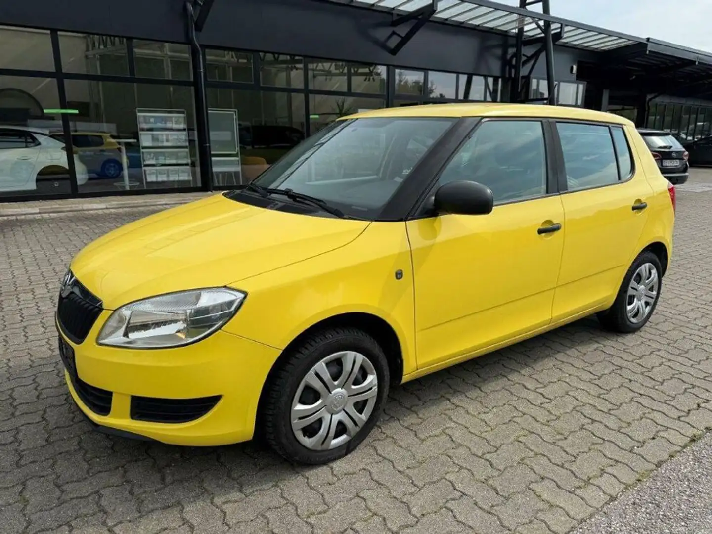 Skoda Fabia Active Gelb - 1