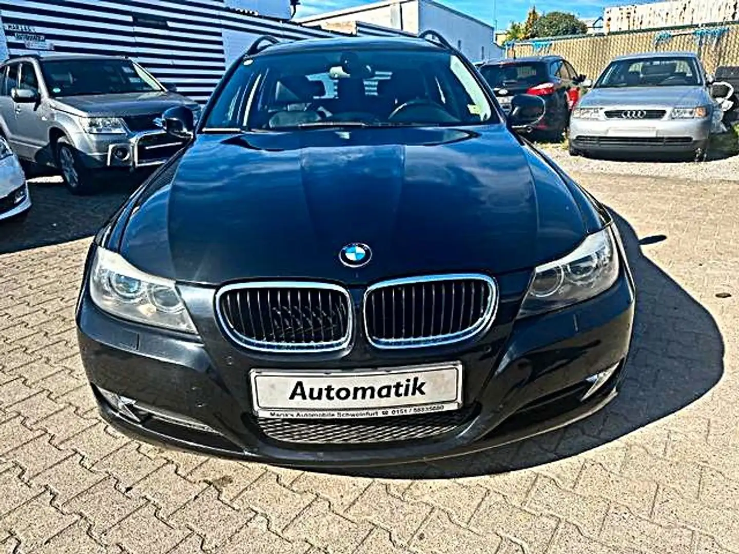 BMW 320 Baureihe 3 Touring 320i / TÜV NEU / NAVI Noir - 1