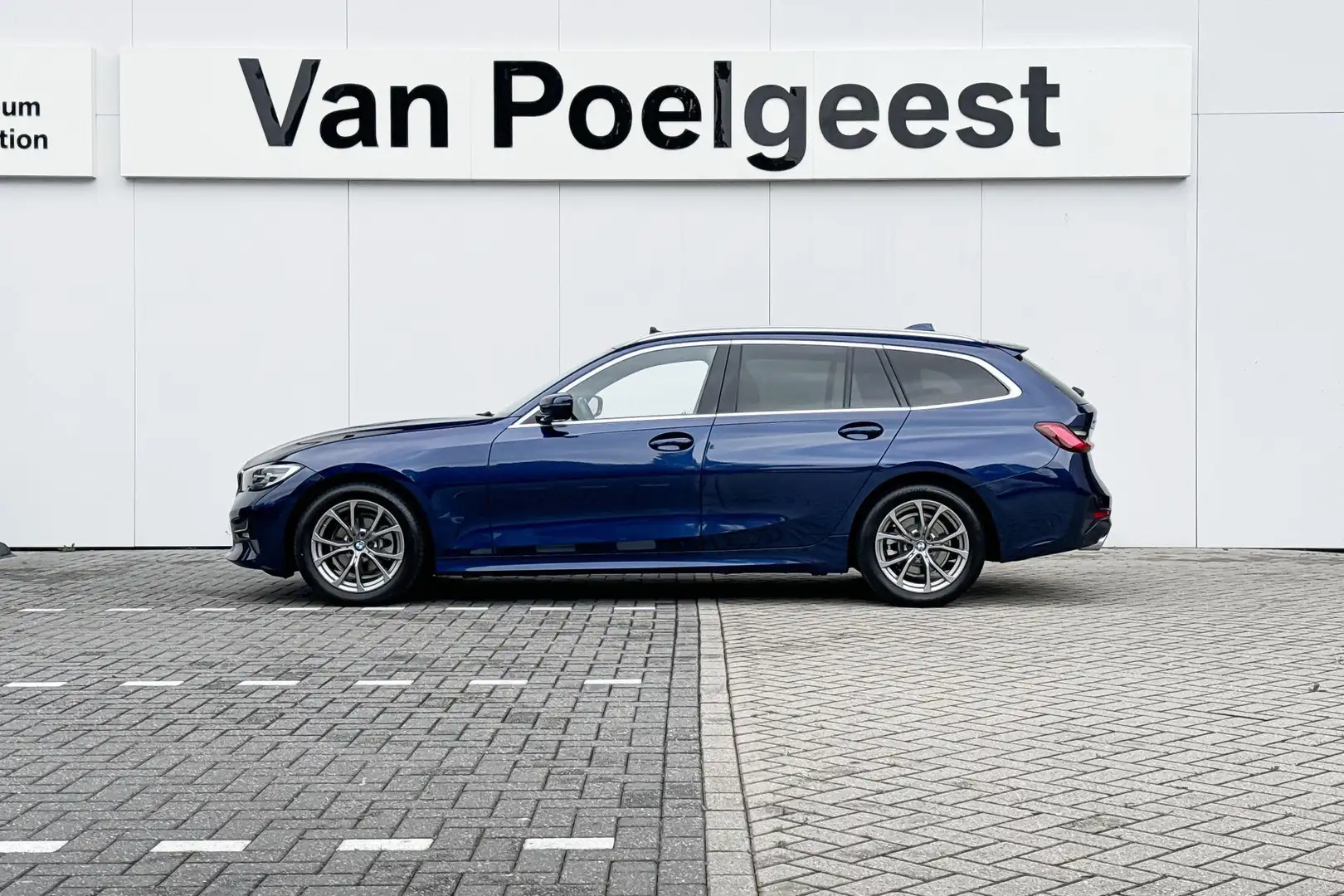 BMW 320 3 Serie Touring 320d xDrive | elektrisch glazen pa Blauw - 2