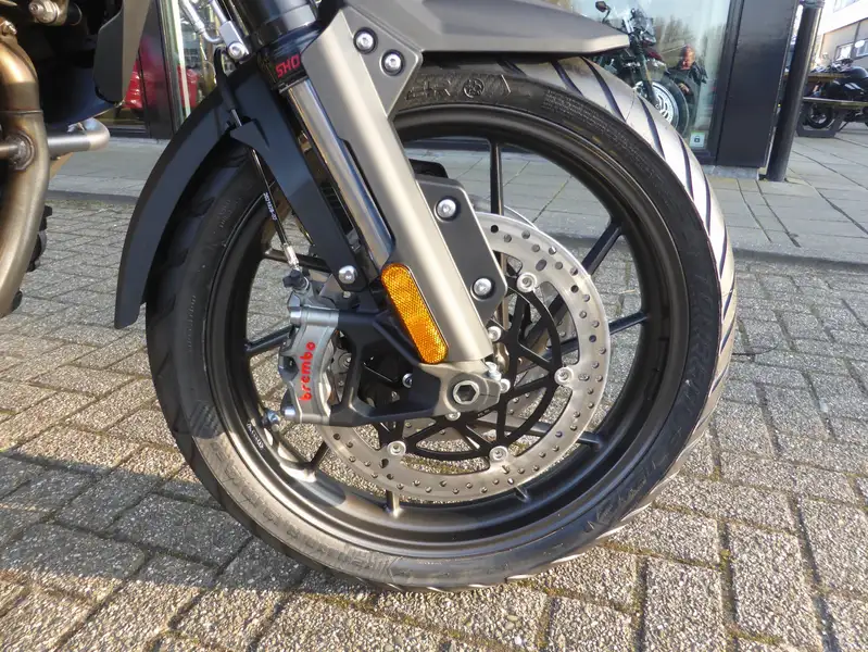Triumph Tiger 1200 - foto 3