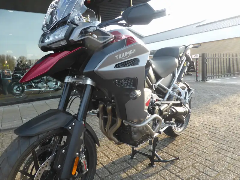 Triumph Tiger 1200 - foto 8
