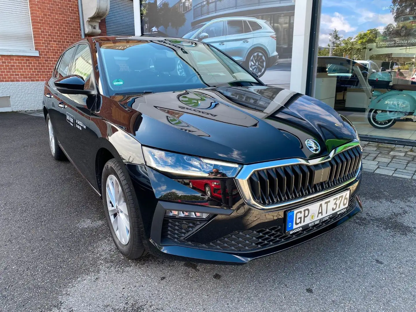 Skoda Scala Selection 1,0 TSI 85kW DSG NAVI,ACC,MATRIX Schwarz - 2