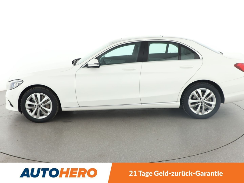 Mercedes-Benz C 400 C 400 4Matic Avantgarde Aut.*NAVI*LED*CAM*PANO* — photo 3