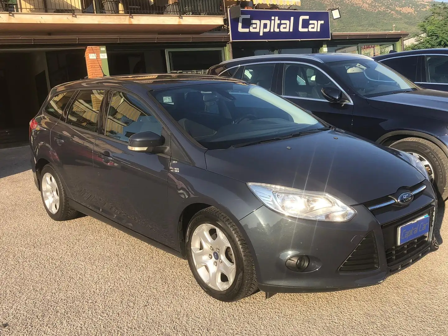 Ford Focus SW 1.6 tdci Plus Business 115cv Grau - 1