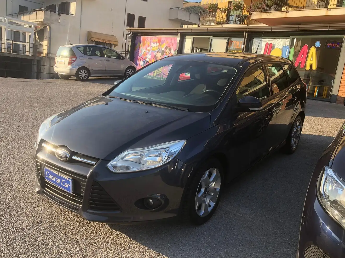 Ford Focus SW 1.6 tdci Plus Business 115cv Grau - 2