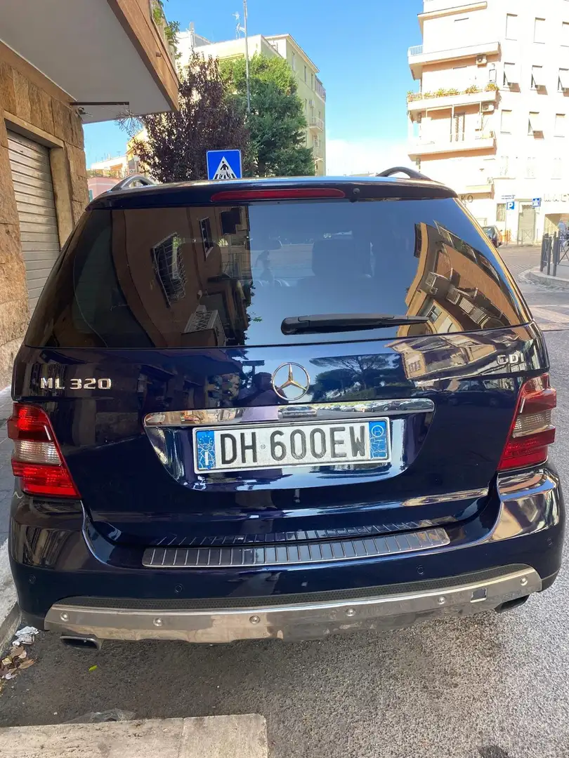 Mercedes-Benz ML 320 CDI Blauw - 2