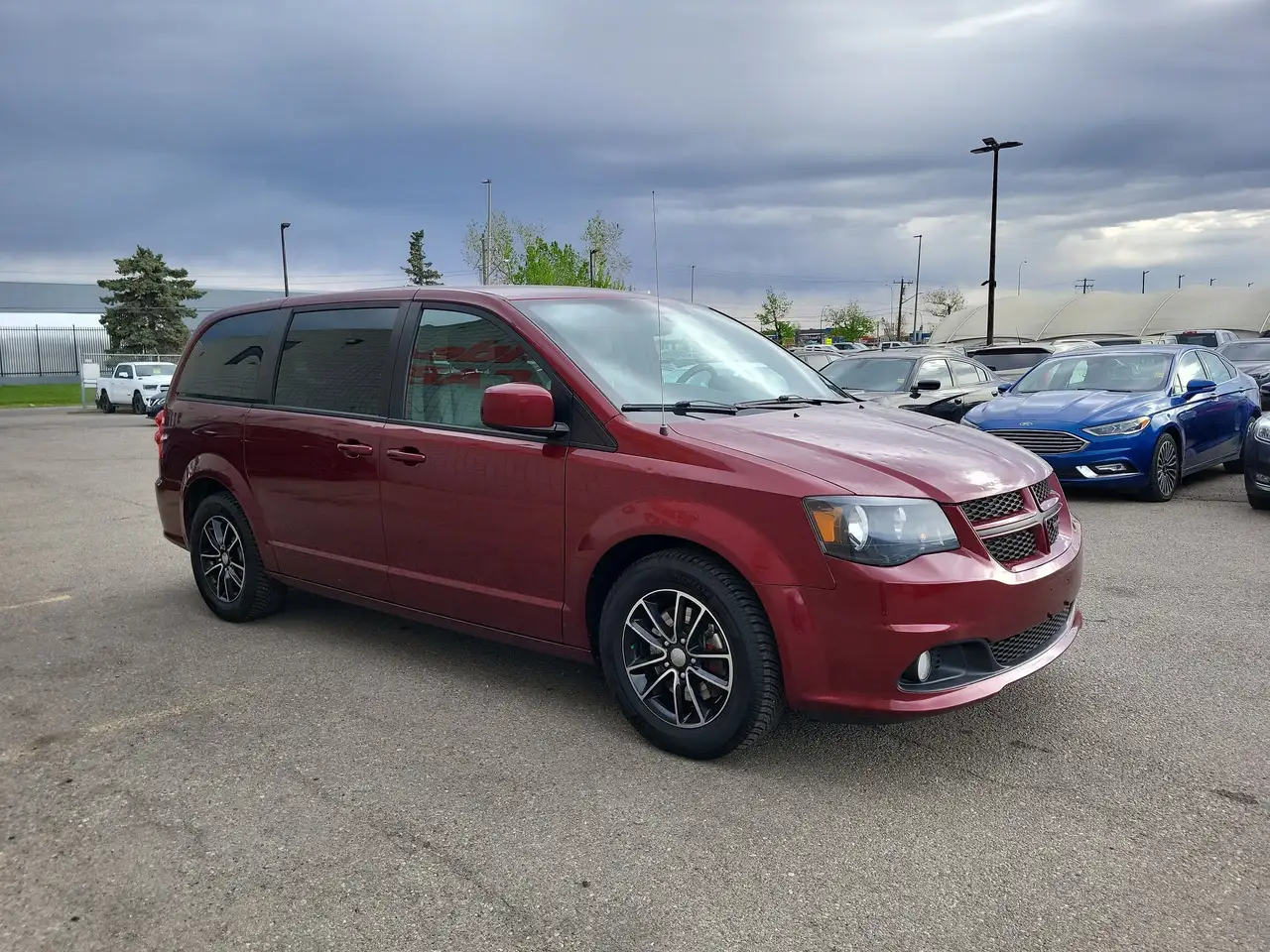 Dodge Grand Caravan снимка Dodge Grand Caravan
