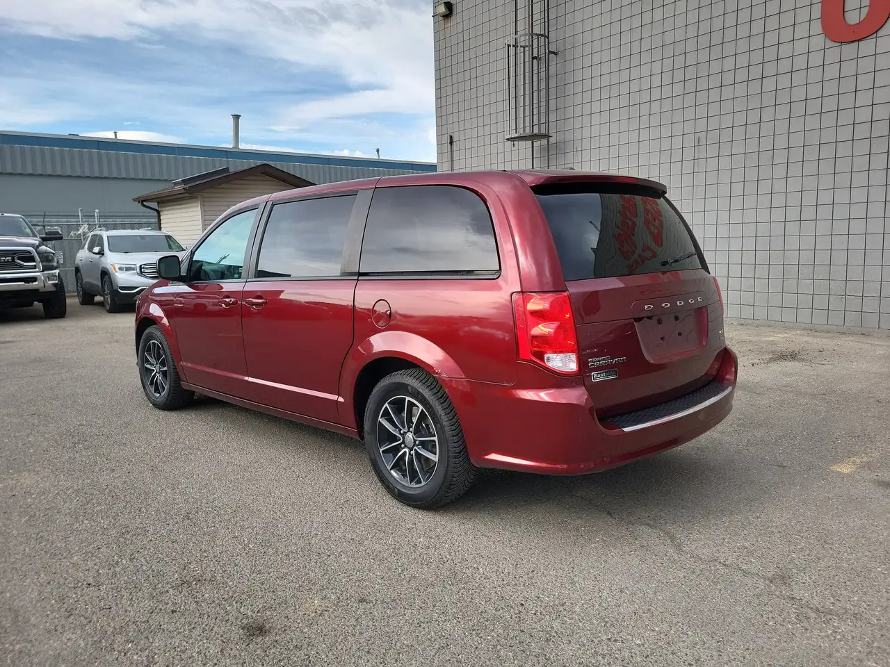 Dodge Grand Caravan снимка Dodge Grand Caravan