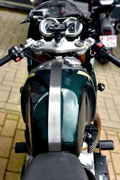 Triumph Thruxton - foto 7