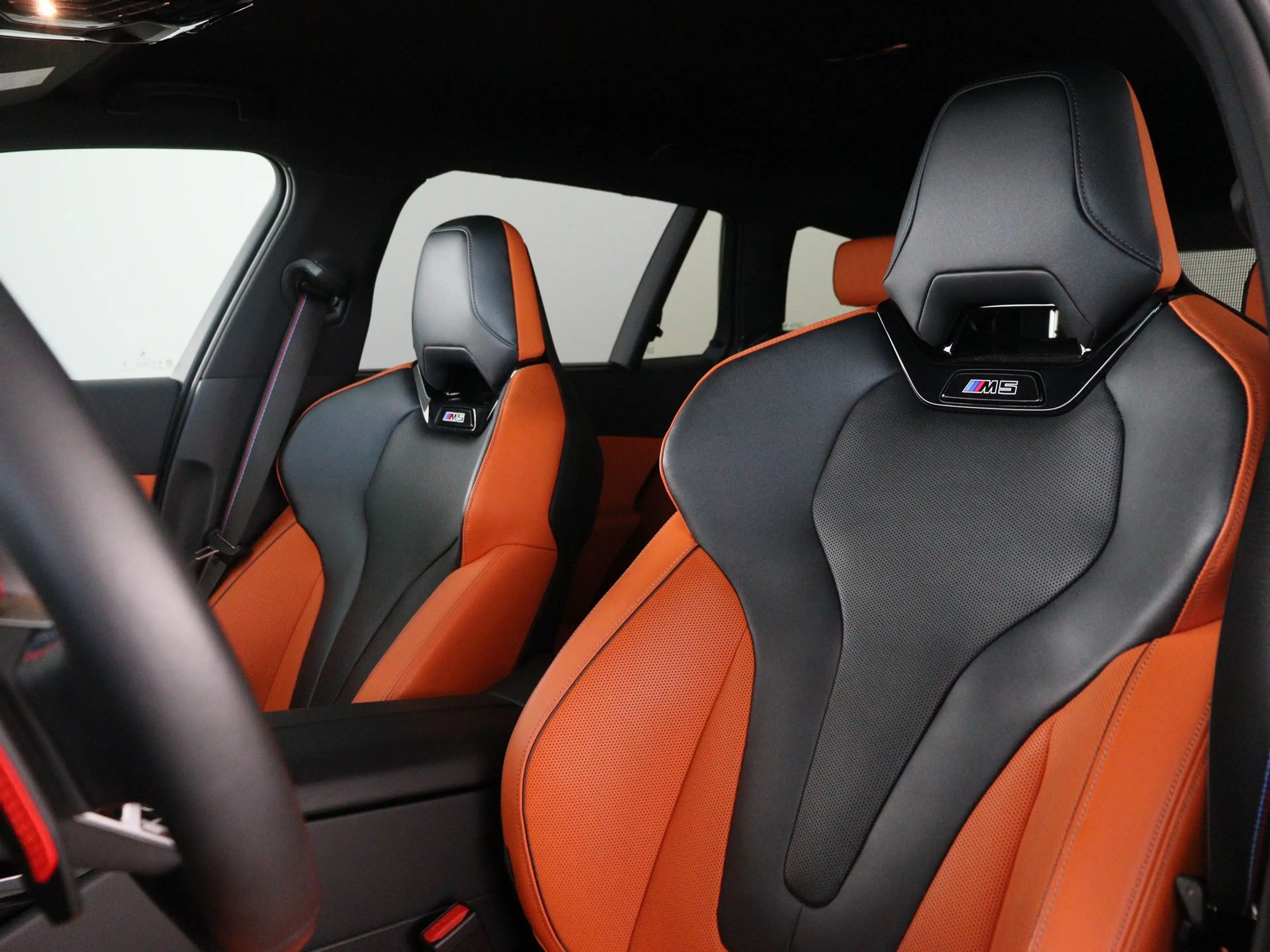 BMW M5 Touring SoH 100% — photo 7