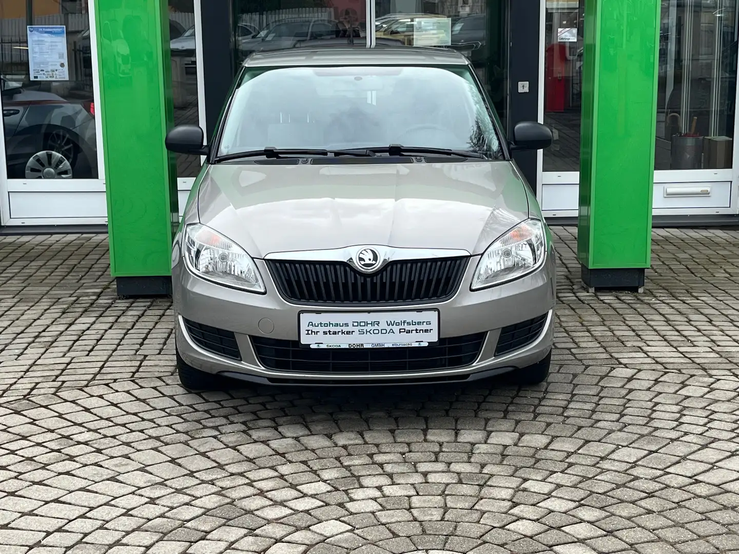 Skoda Fabia Active Beige - 2