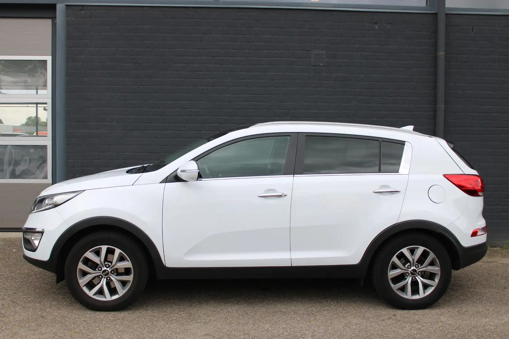 Kia Sportage 1.6 GDI BusinessPlusLine NL-Auto | Navigatie | Cam Bianco - 2