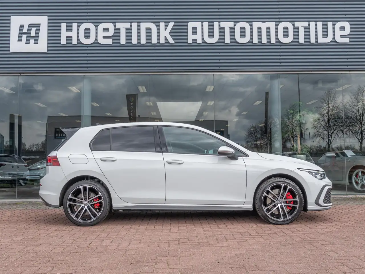VOLKSWAGEN GOLF GTE 1.4 EHYBRID 245CH - BVA - ACC - VOLANT CHAUFFANT - CARPLAY - 99.998 KMS