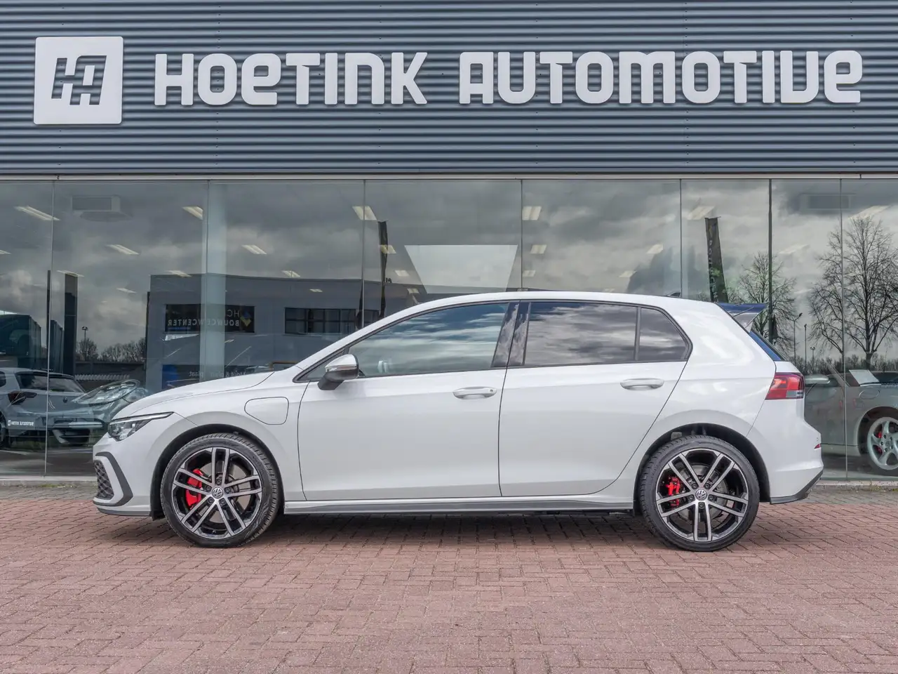 VOLKSWAGEN GOLF GTE 1.4 EHYBRID 245CH - BVA - ACC - VOLANT CHAUFFANT - CARPLAY - 99.998 KMS