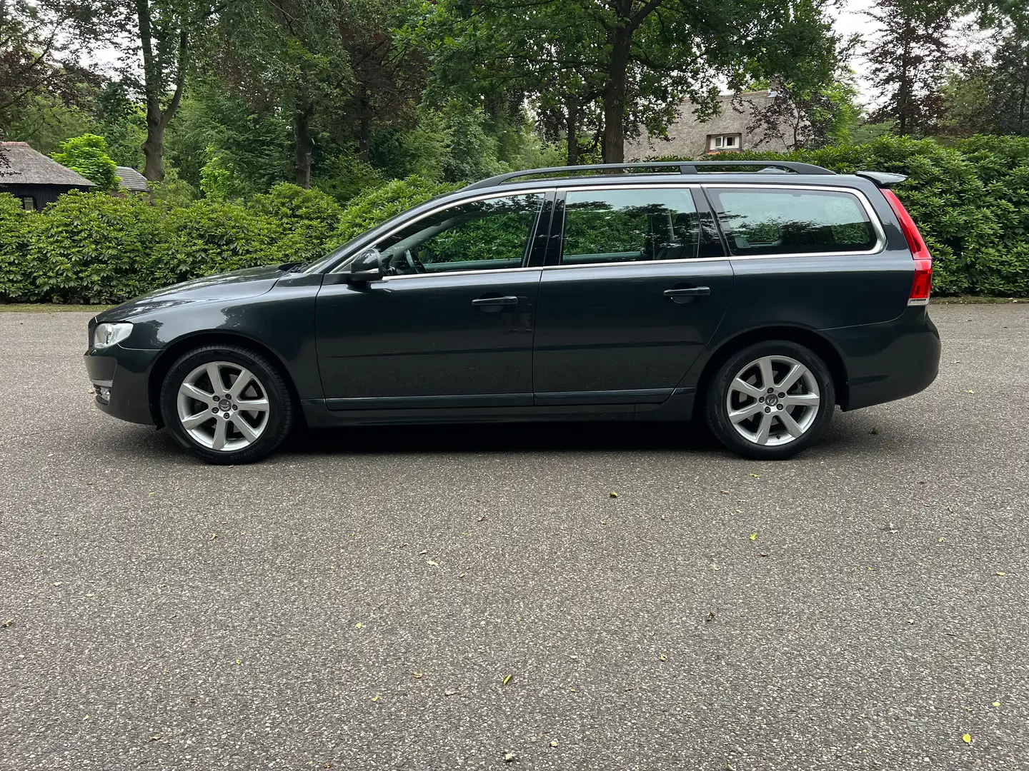 Volvo V70 2.0 T5 T5 245pk Aut-8 Inscription 2015 204dkm Full Szary - 2