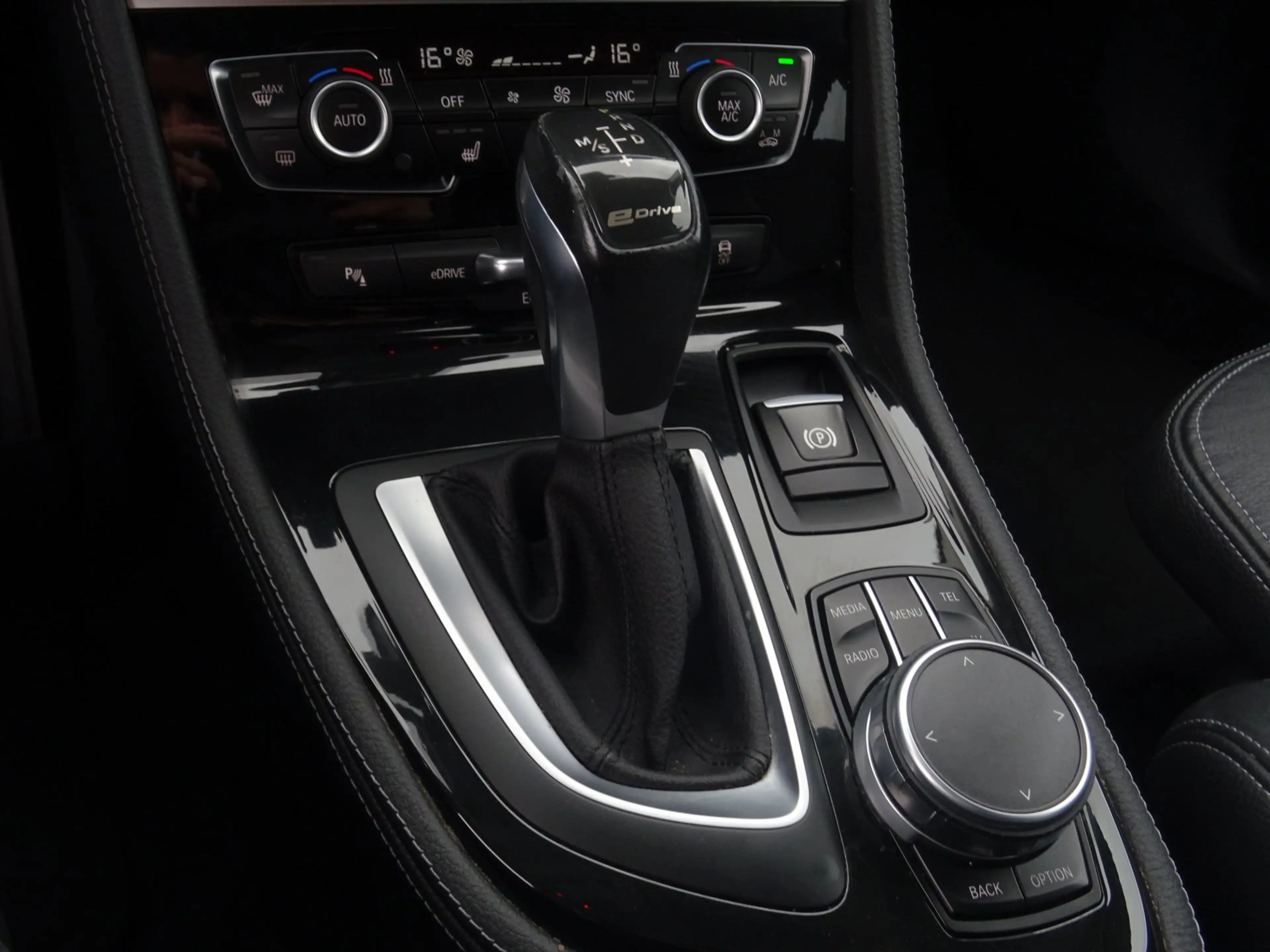 BMW 225 2-serie Active Tourer 225xe High Executive NAP/NAV — photo 9