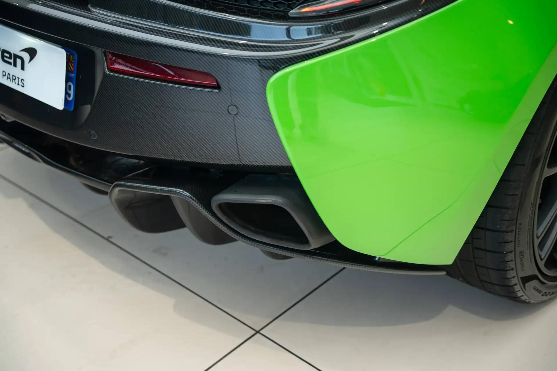 맥라렌 570S 570 Sport Coupe 2017 옐로 사진 7