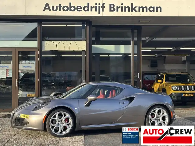 Alfa Romeo 4C 1.750TBI 240pk TCT