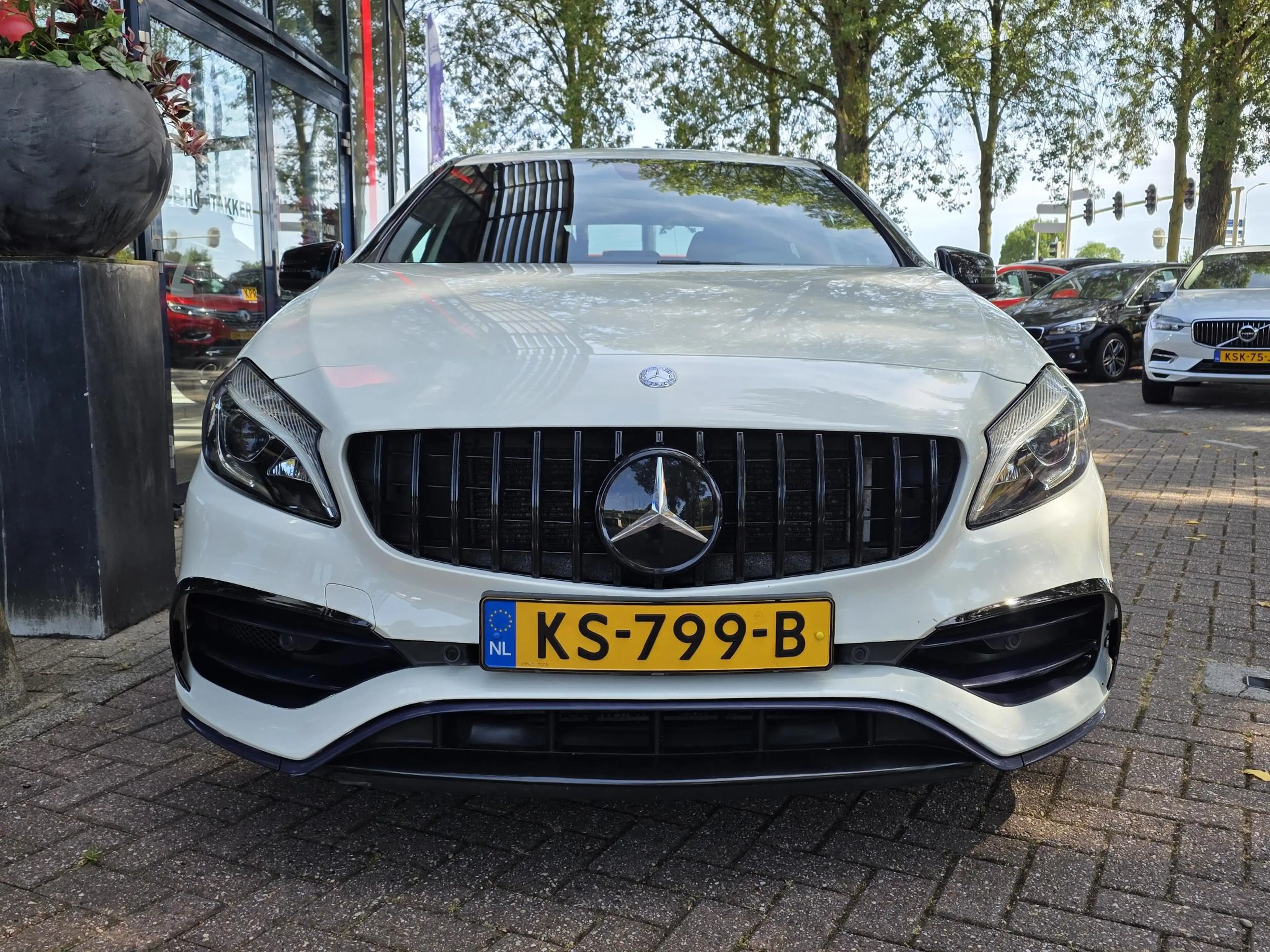 Mercedes-Benz A 250 AMG Line Sport Prestige | Leer | PDC | Climate con — photo 9