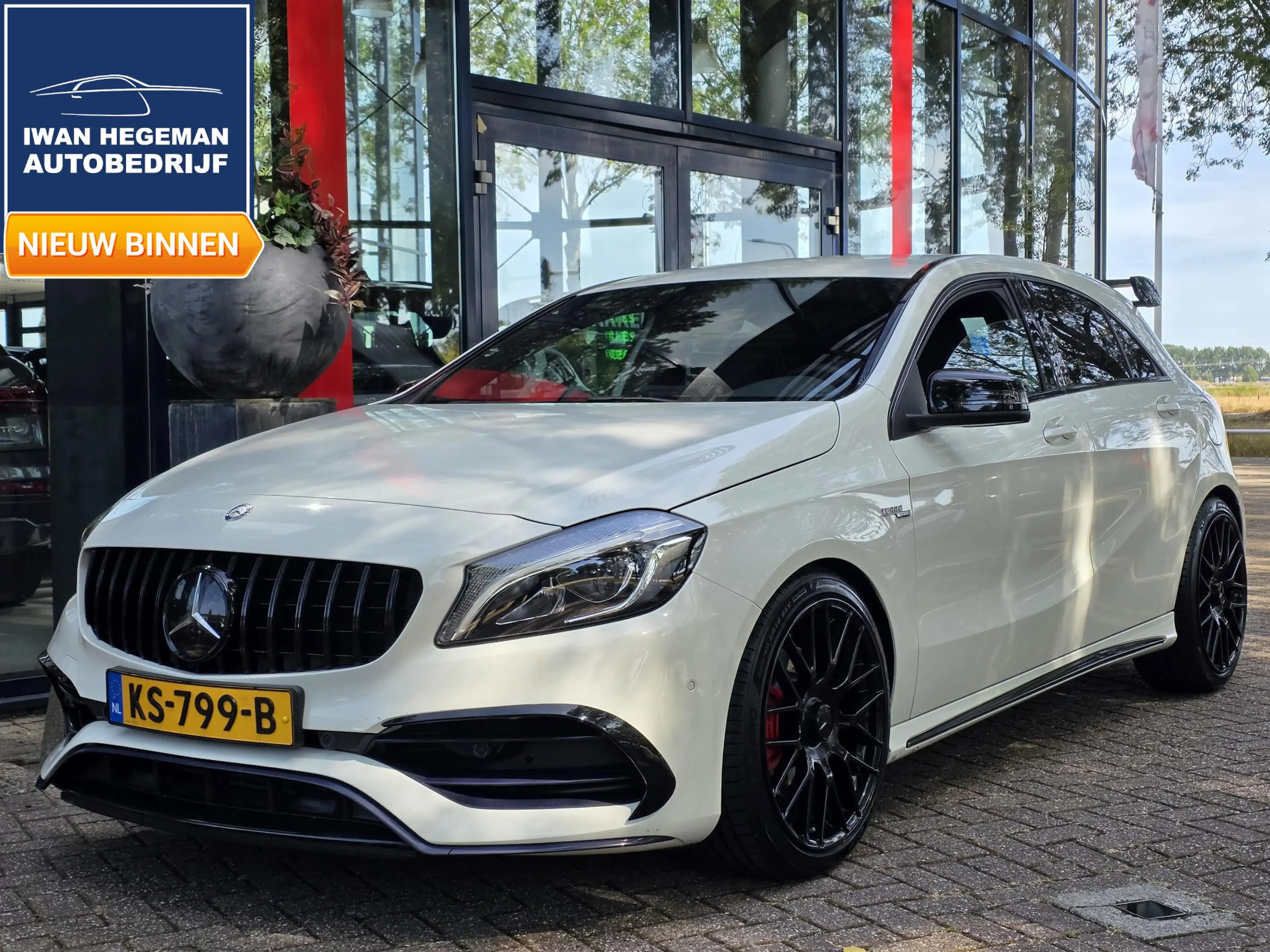 Mercedes-Benz A 250 AMG Line Sport Prestige | Leer | PDC | Climate con
