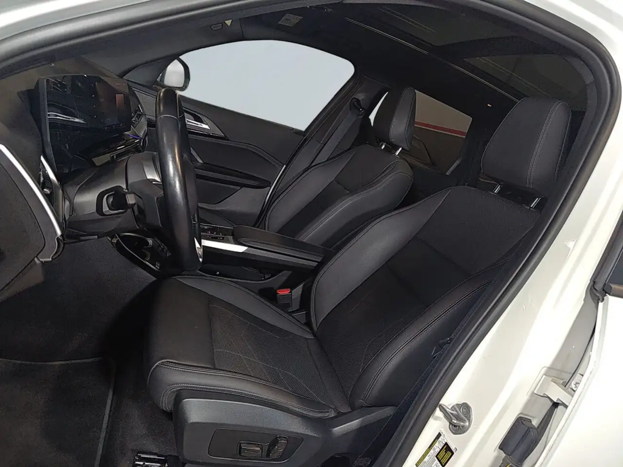 BMW X1 снимка BMW X1