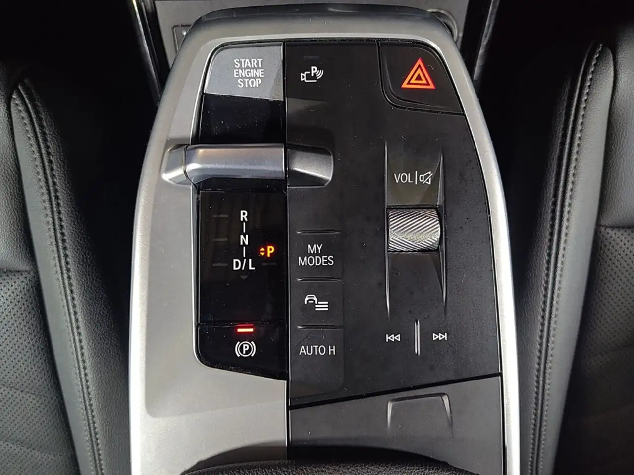 BMW X1 снимка BMW X1