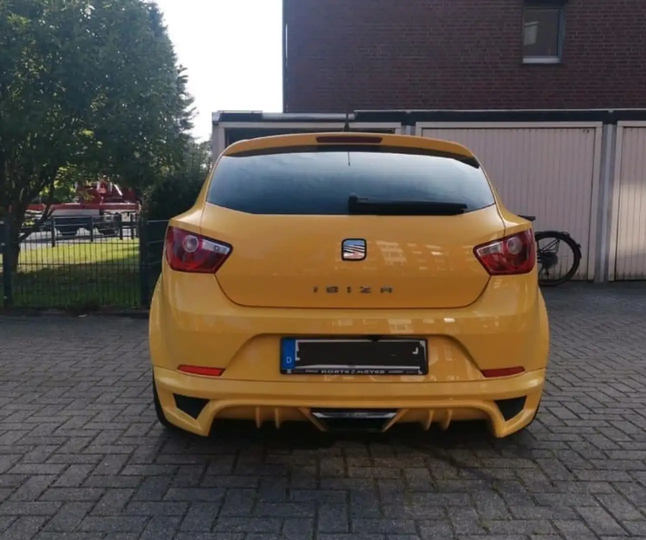 SEAT Ibiza Stylance / Style Gelb - 1