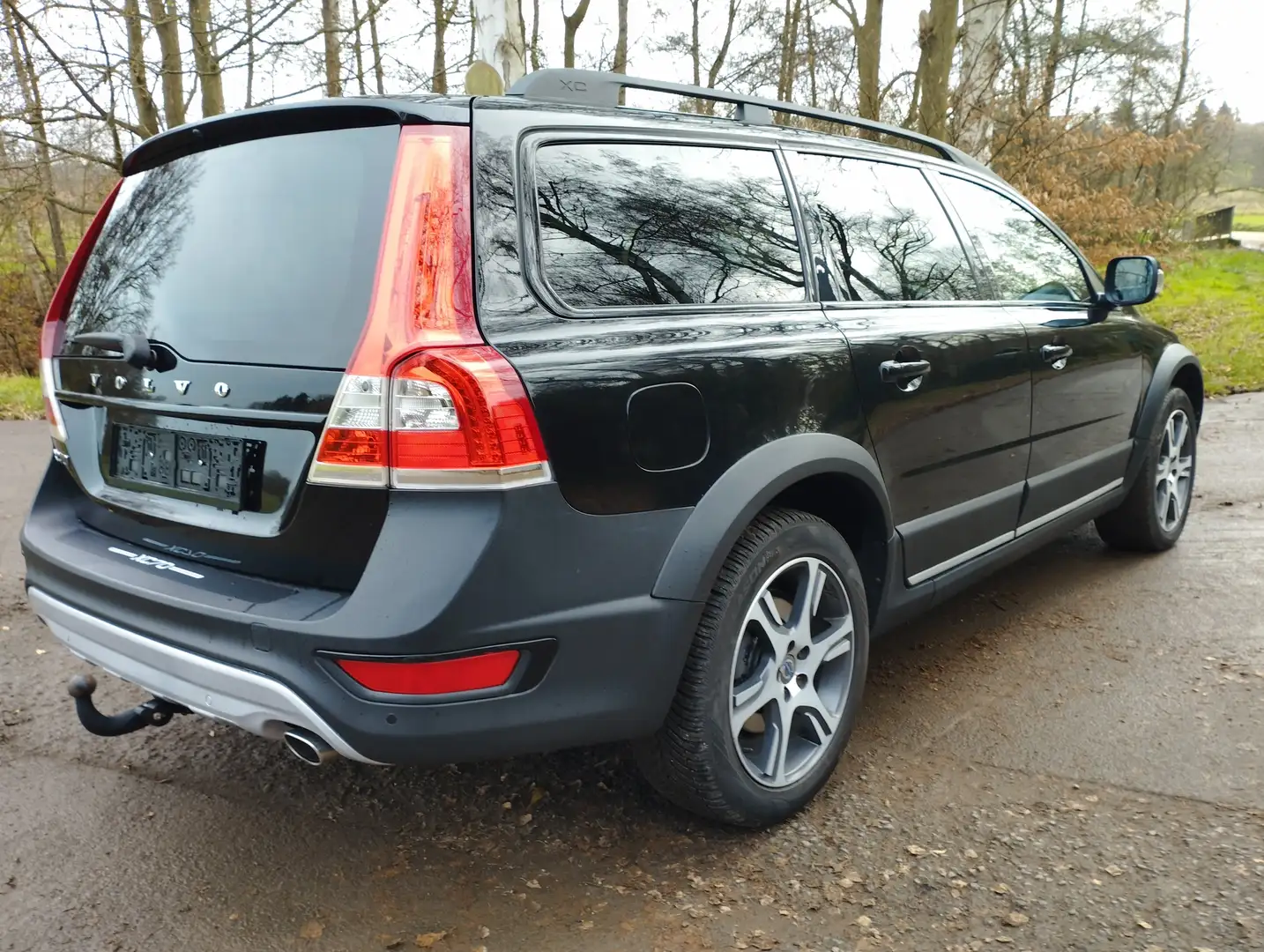 Volvo XC70 XC70 D5 AWD Geartronic Linje Svart - 1