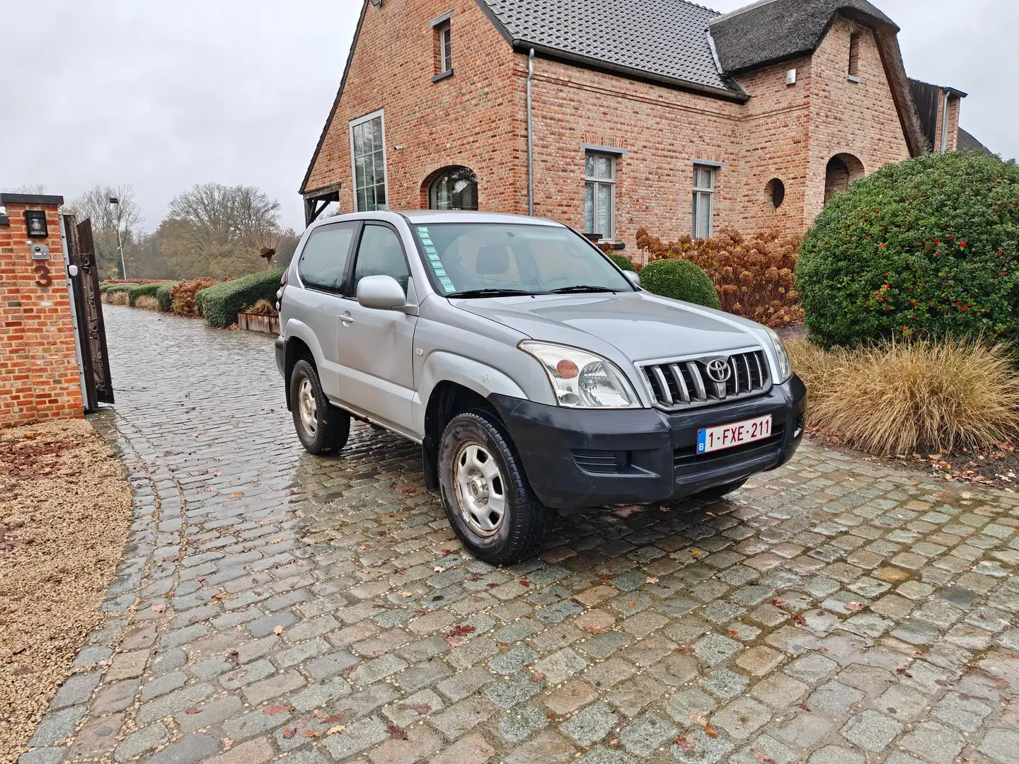 Toyota Land Cruiser Land Cruiser D-4D Silber - 2