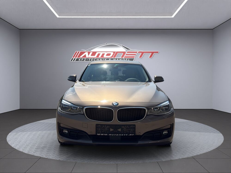 BMW 320 d Advantage — photo 7