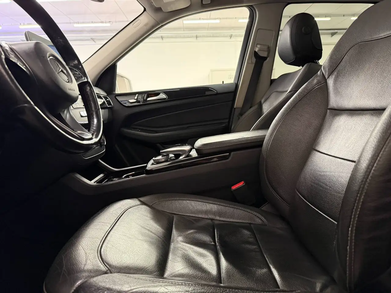 2017 Mercedes-Benz GLE 250 GLE 250d Premium Plus 4matic auto, photograph 11