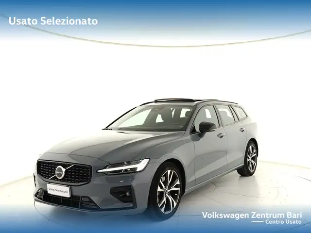 Volvo V60 2.0 b4 ultimate dark auto