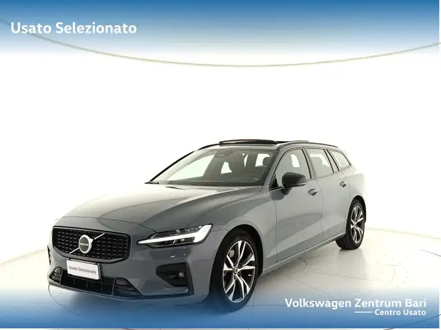 Volvo V60 2.0 b4 ultimate dark auto