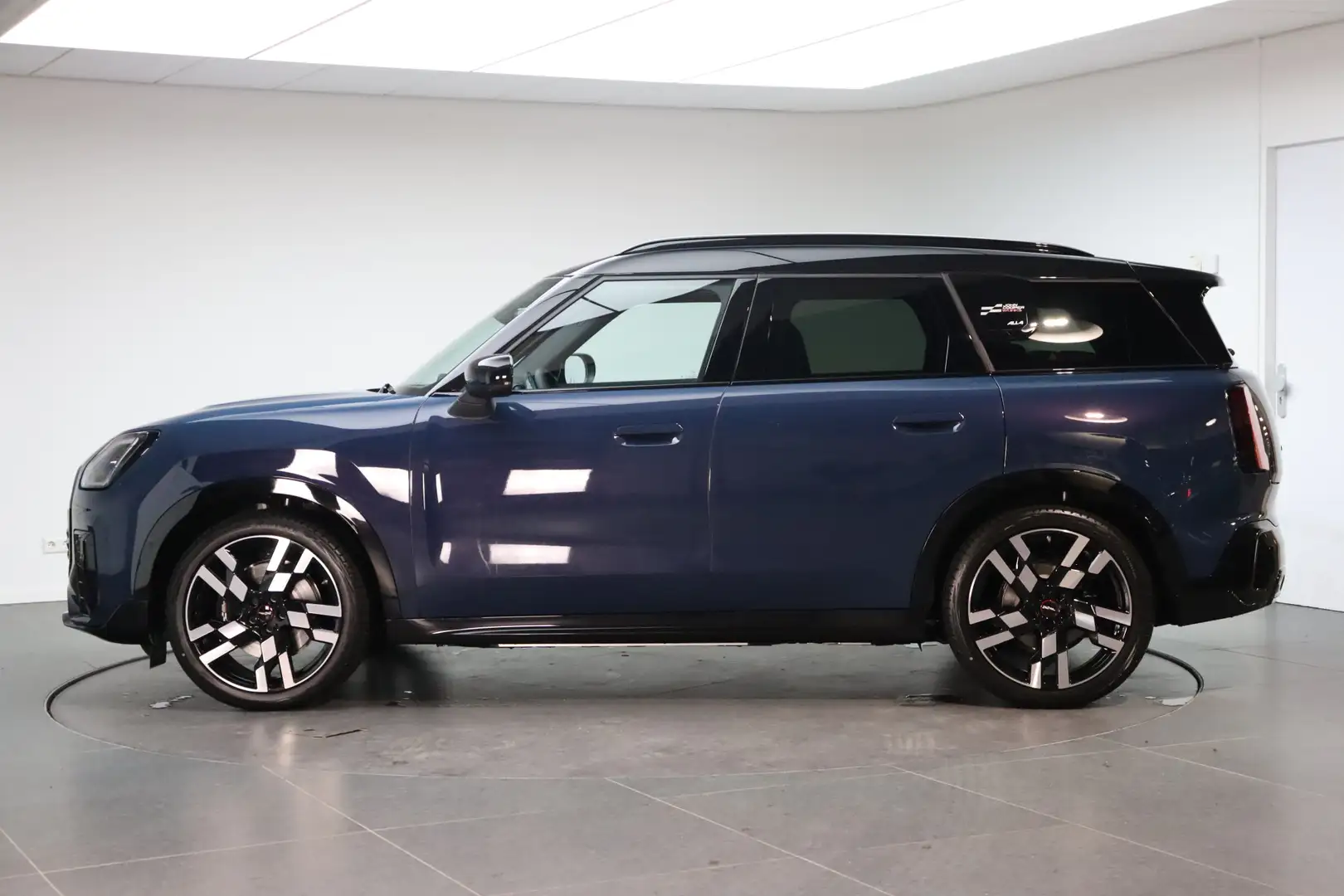 MINI Countryman SE ALL4 / John Cooper Works / Pakket XL / 20" JCW Fla Blauw - 2