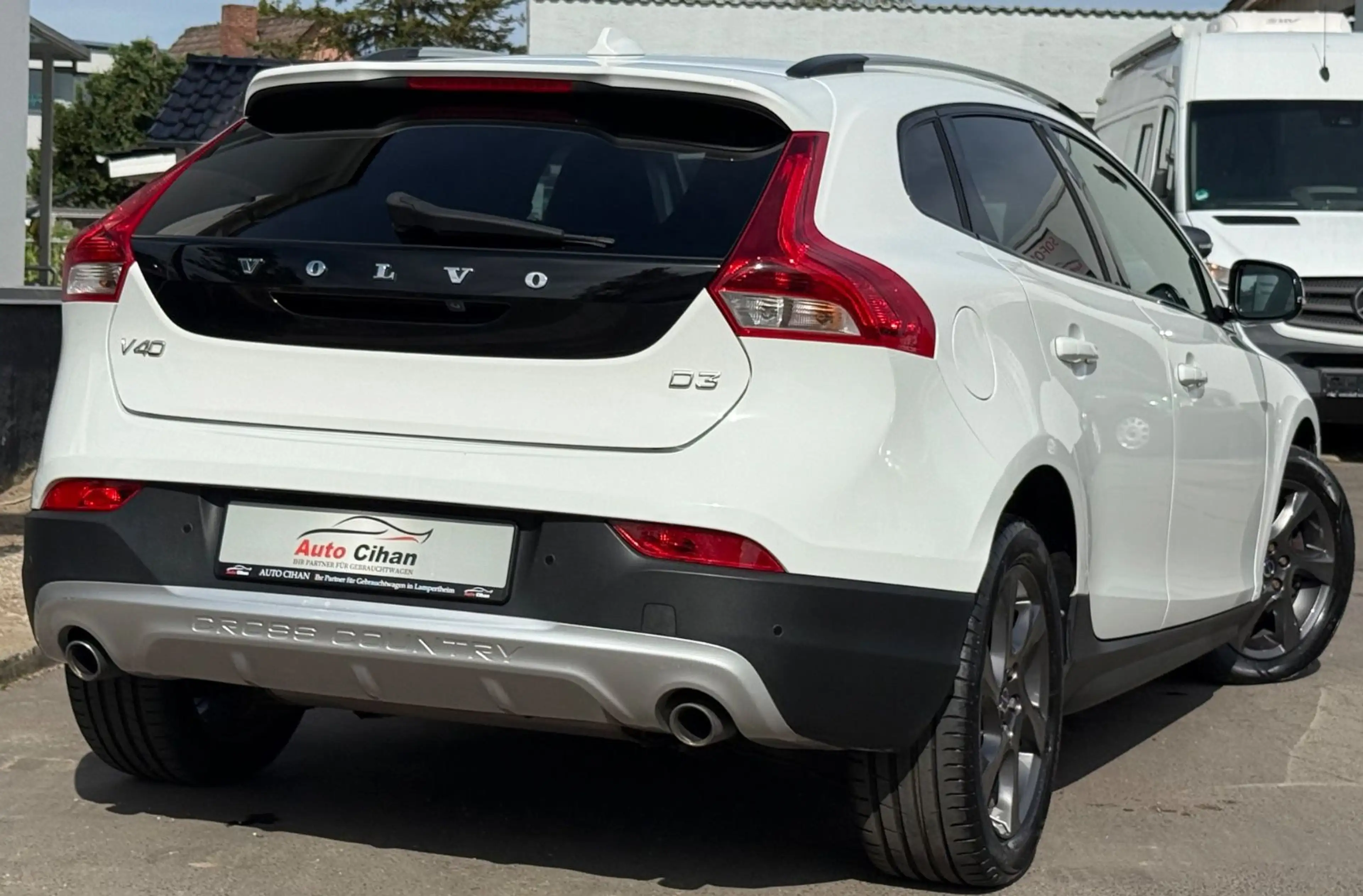 Volvo V40 Cross Country Momentum AUTOMATIK! VOLL! TOP! — photo 7