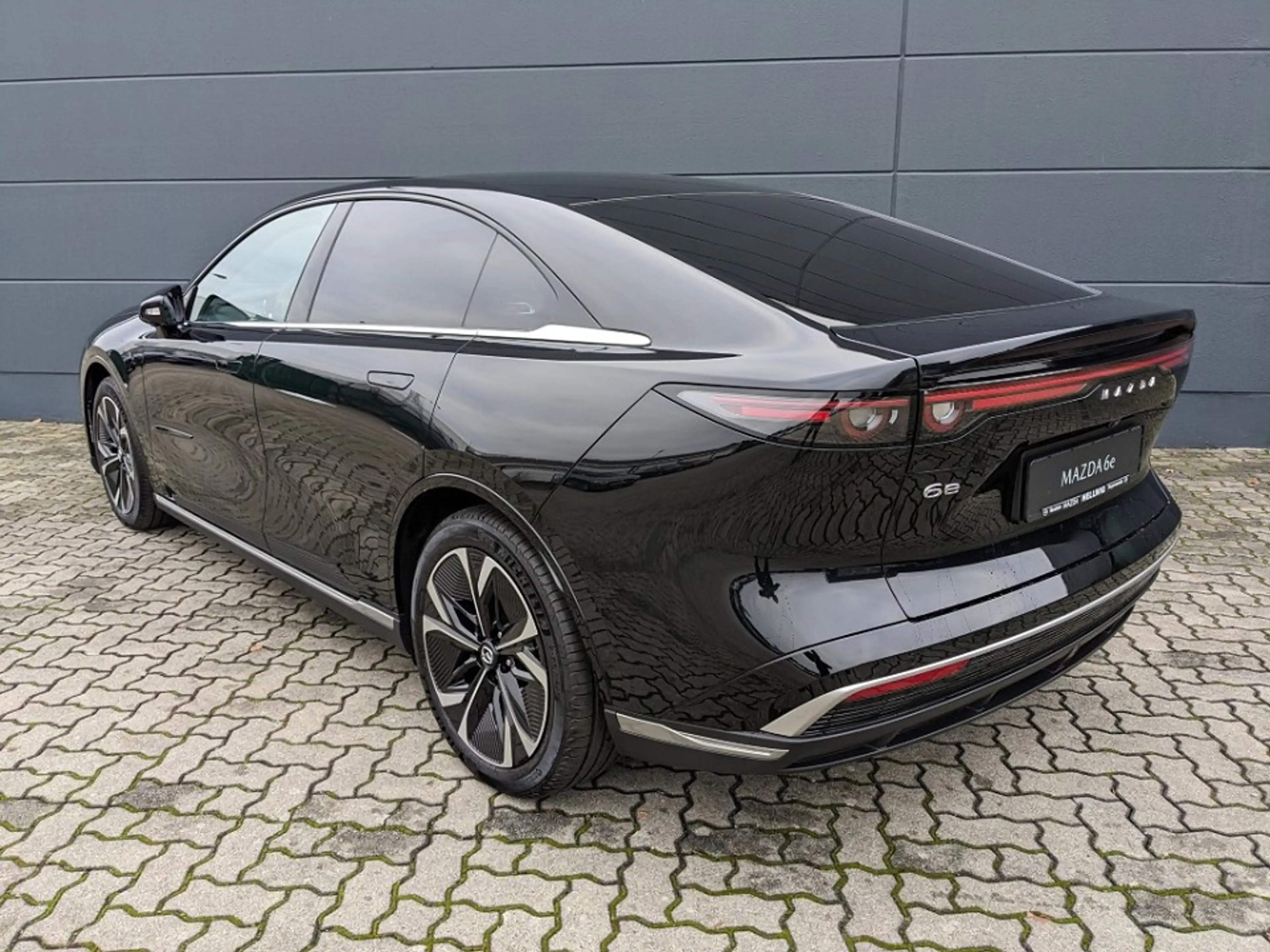 Mazda 6e EV (258PS) Takumi Plus AHK Panodach NEU — photo 4