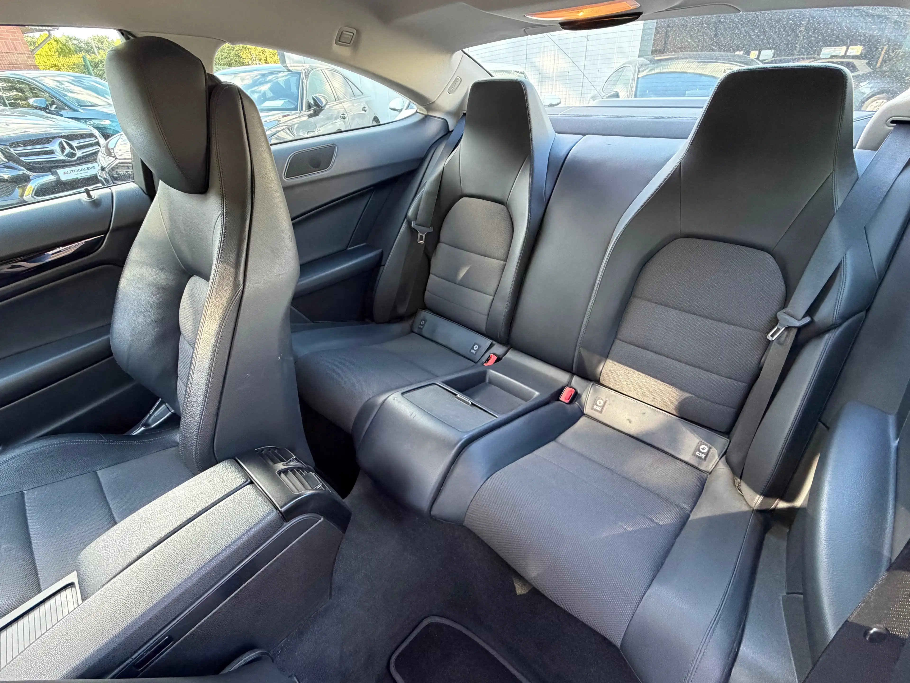 Mercedes-Benz C 250 CGI Coupe Automatik BlueEfficiency — photo 9
