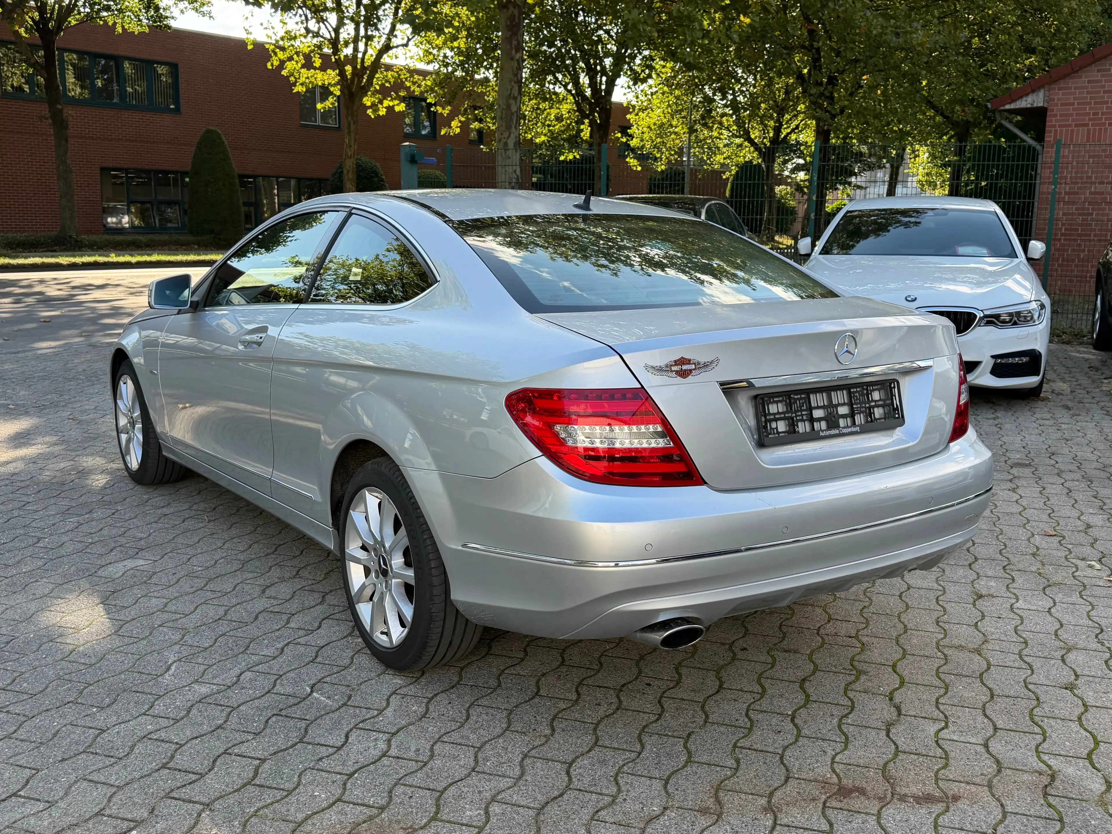 Mercedes-Benz C 250 CGI Coupe Automatik BlueEfficiency — photo 4