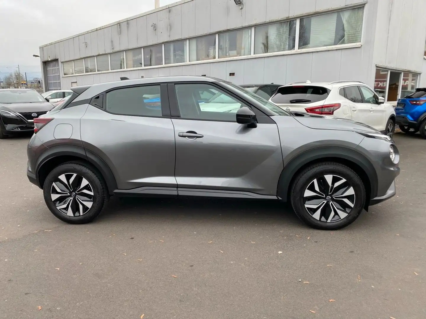Nissan Juke Acenta/Komfort/Navi/Sitzheizung Grau - 2
