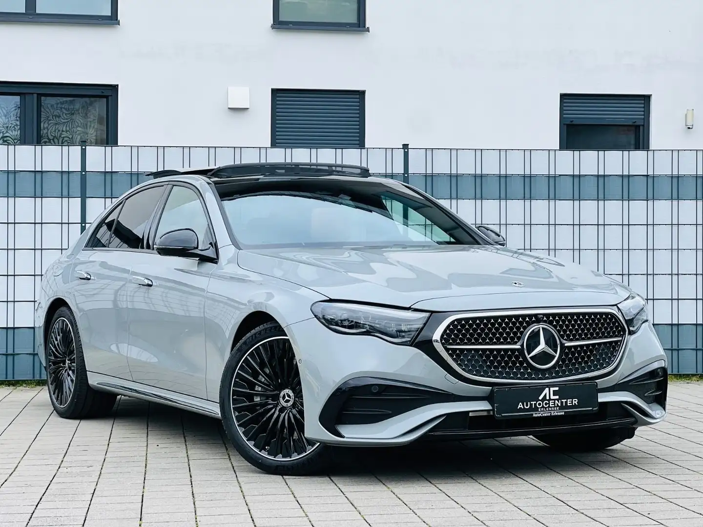 Mercedes-Benz E 200 AMG Line Premium Plus+SUPERSCREEN+SFTCLOSE Grigio - 1