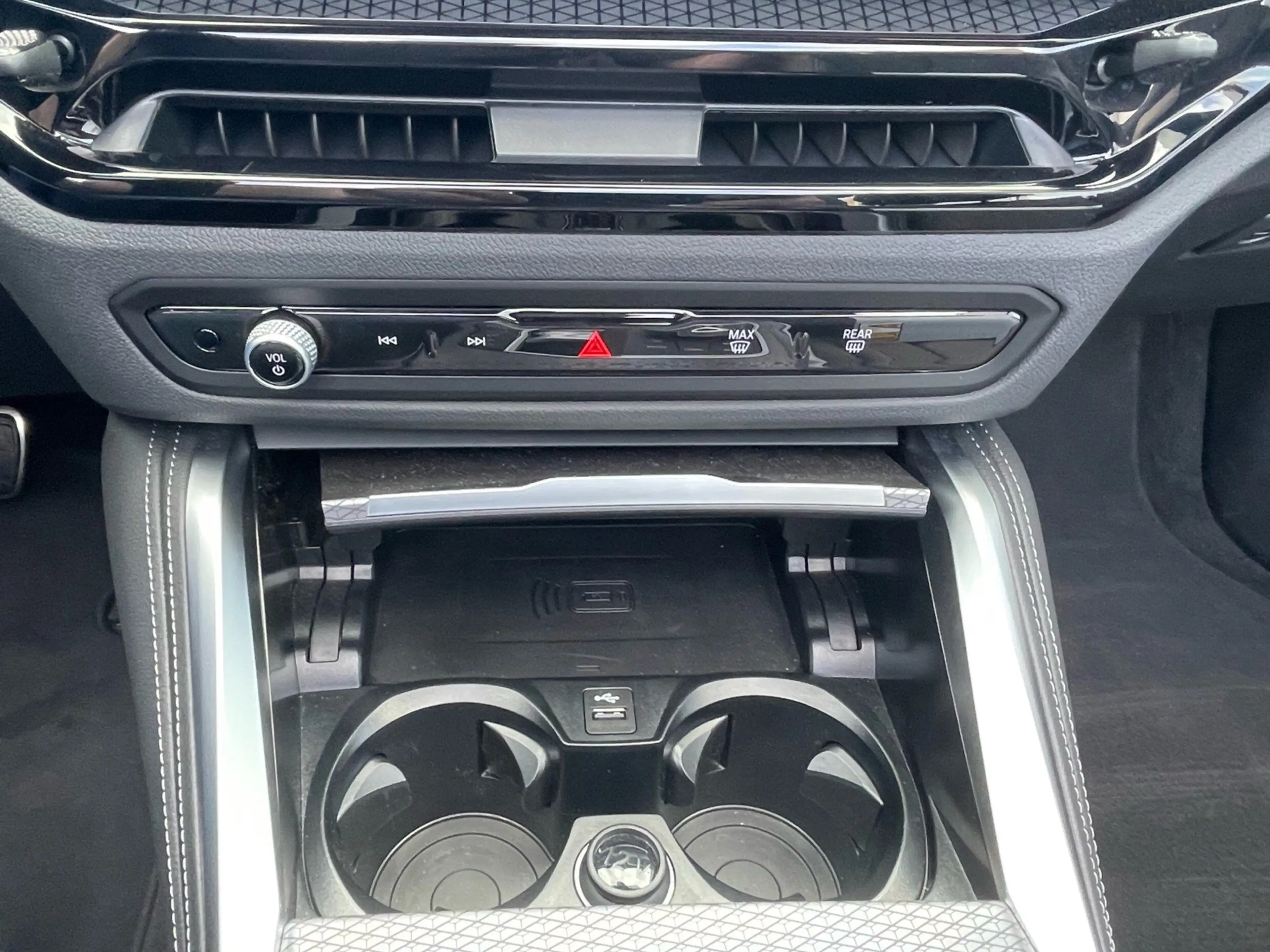BMW 420 i M Sportpaket Head-Up HiFi DAB LED Shz — photo 11
