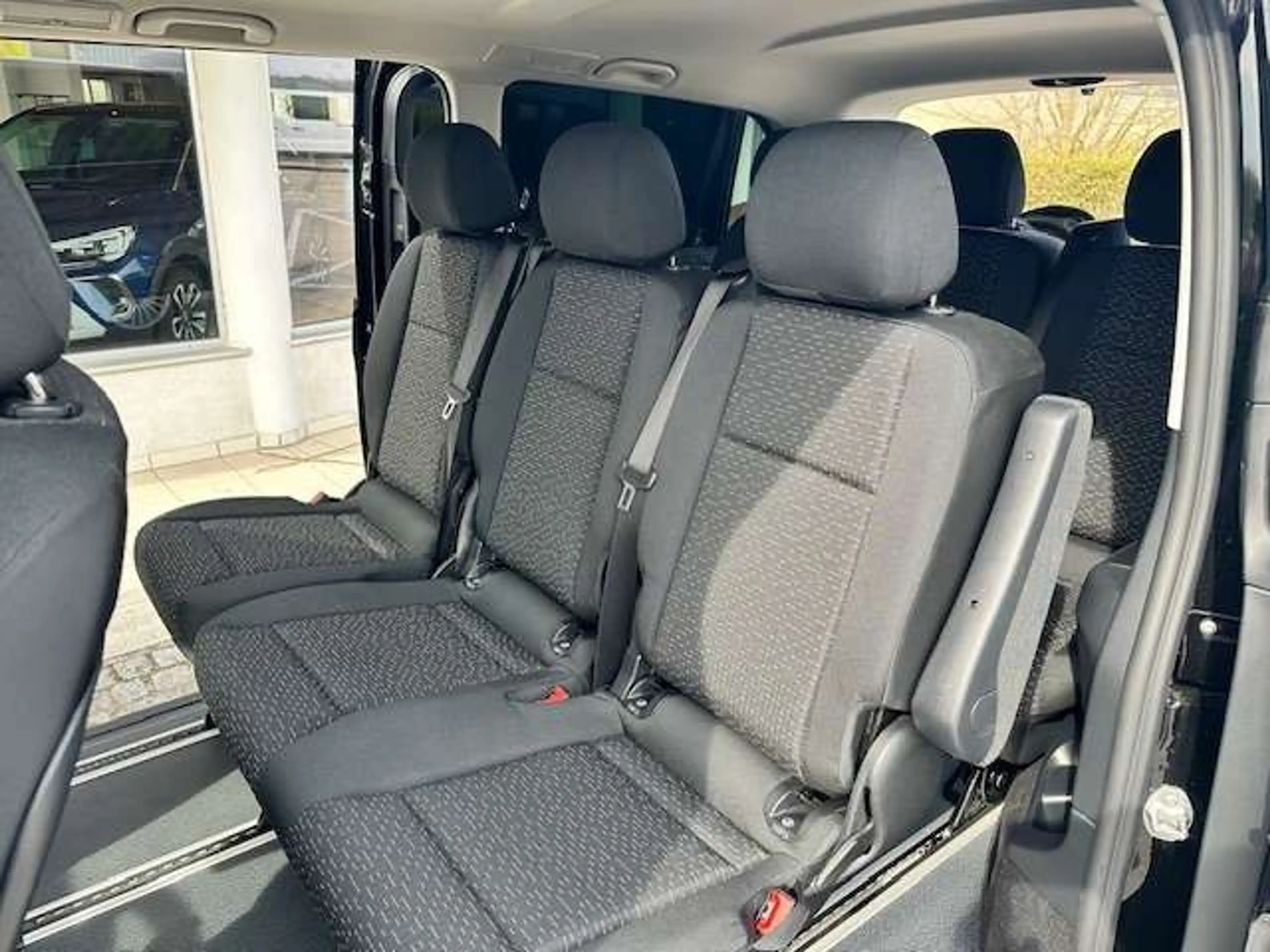Mercedes-Benz Vito Tourer  114 CDI lang Aut. — photo 7