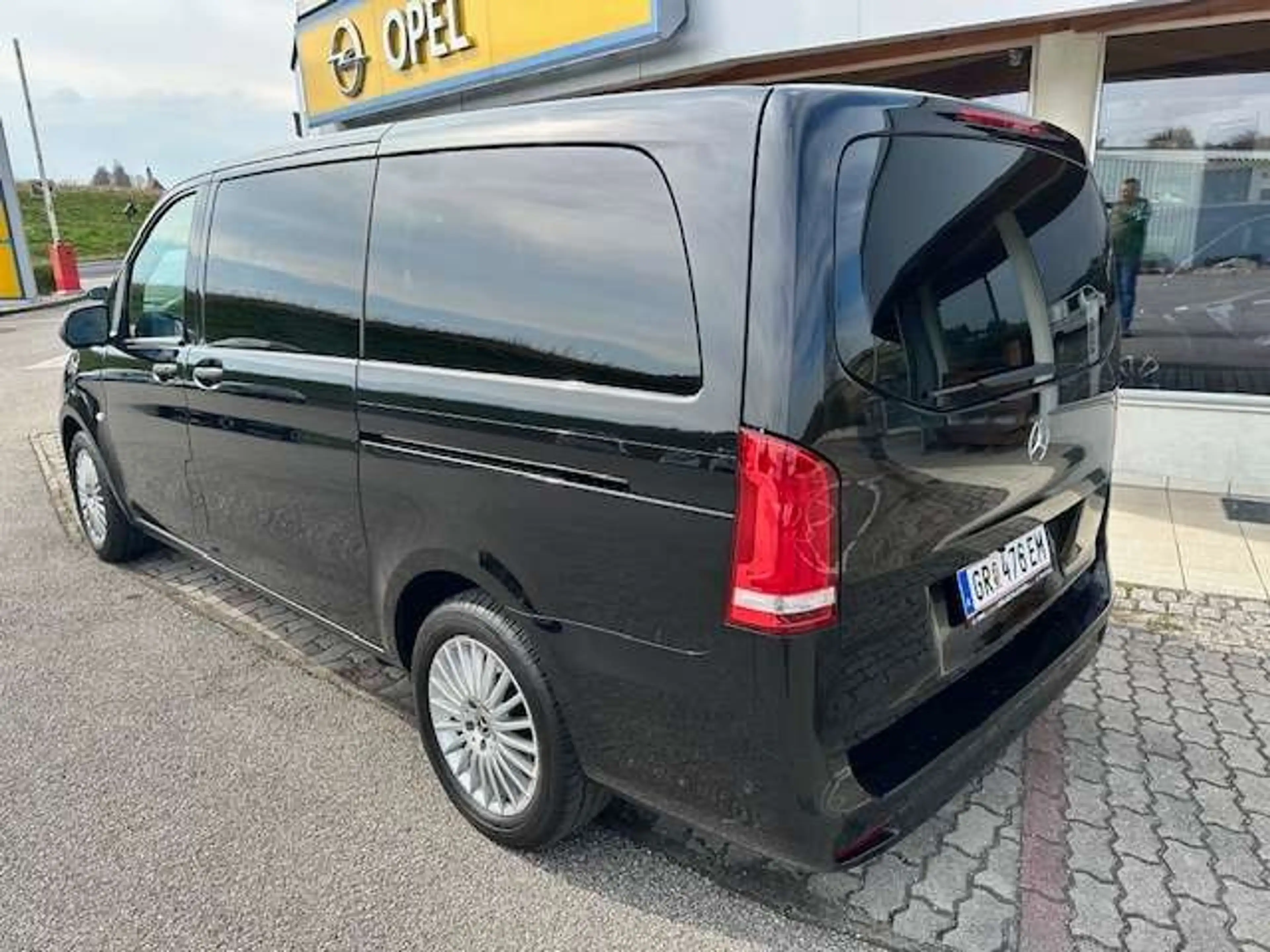 Mercedes-Benz Vito Tourer  114 CDI lang Aut. — photo 3