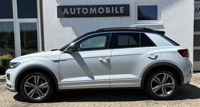 Volkswagen T-Roc view 4