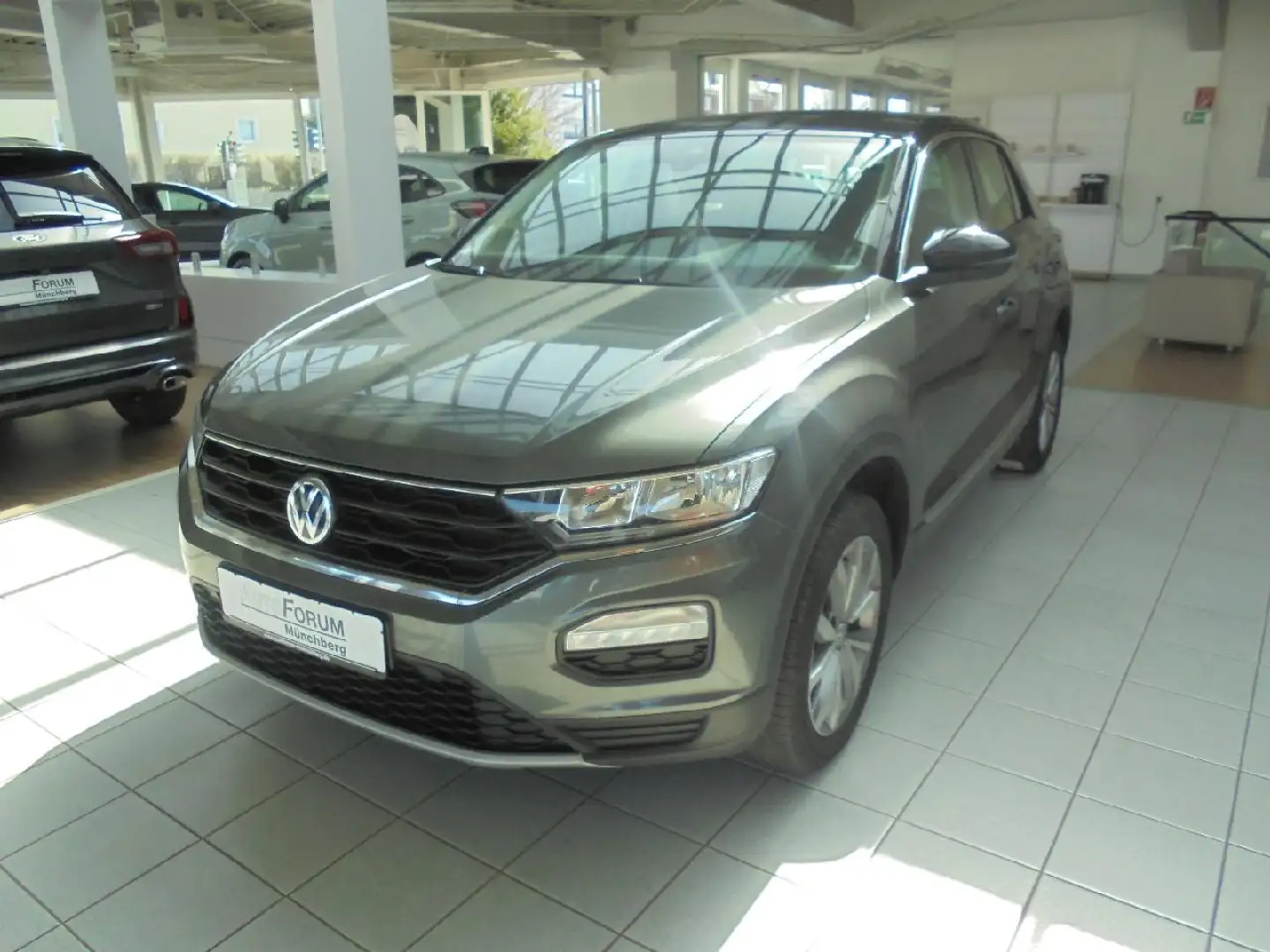 Volkswagen T-Roc Style Fekete - 1