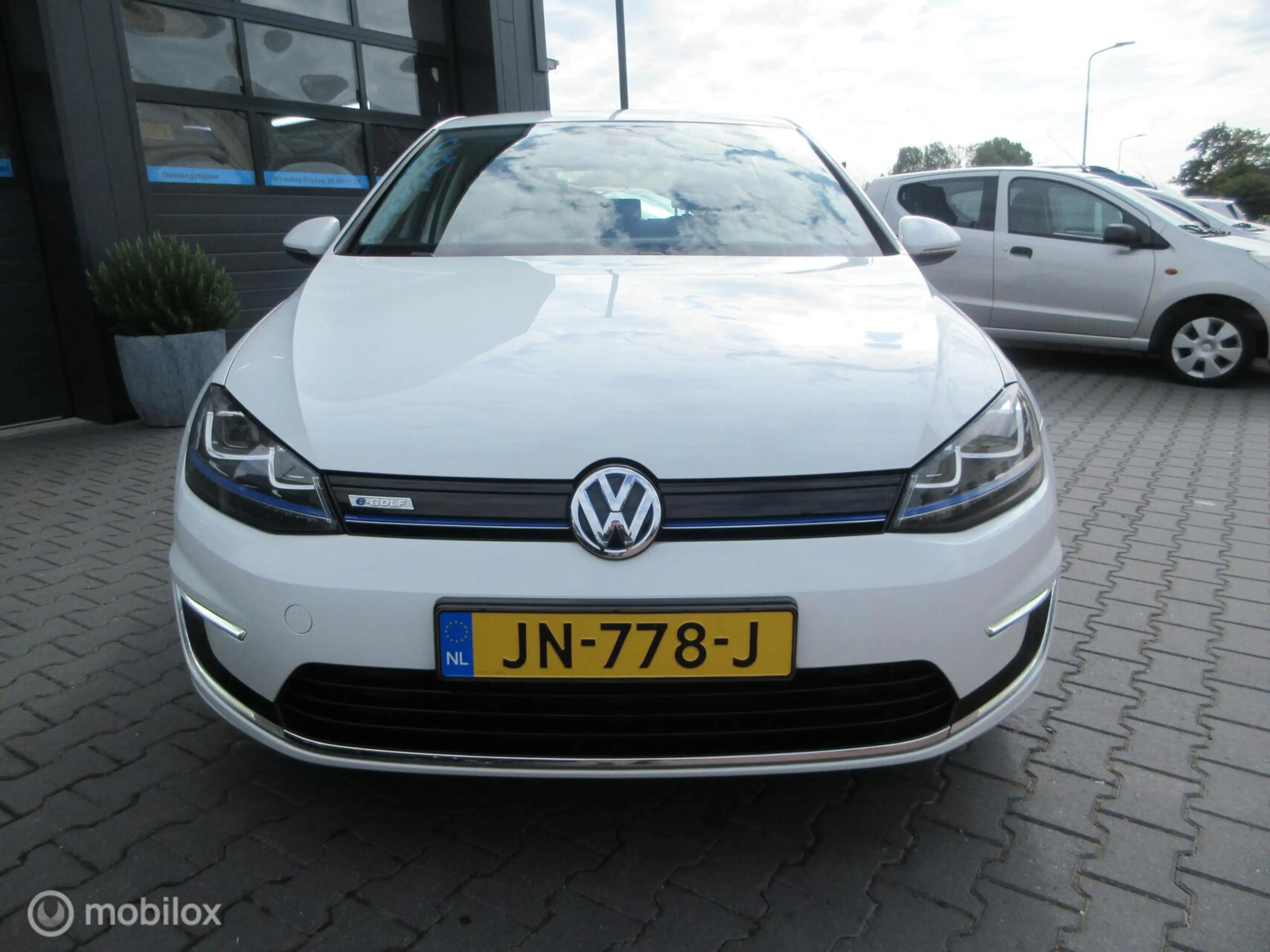 Volkswagen e-Golf 5drs 87dkm! Origineel NL Airco Cruise Navigatie — photo 6